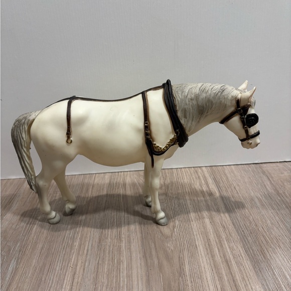 Breyer Starman Old Timer Glossy Fleabitten Grey Collector’s Edition: RETIRED '04